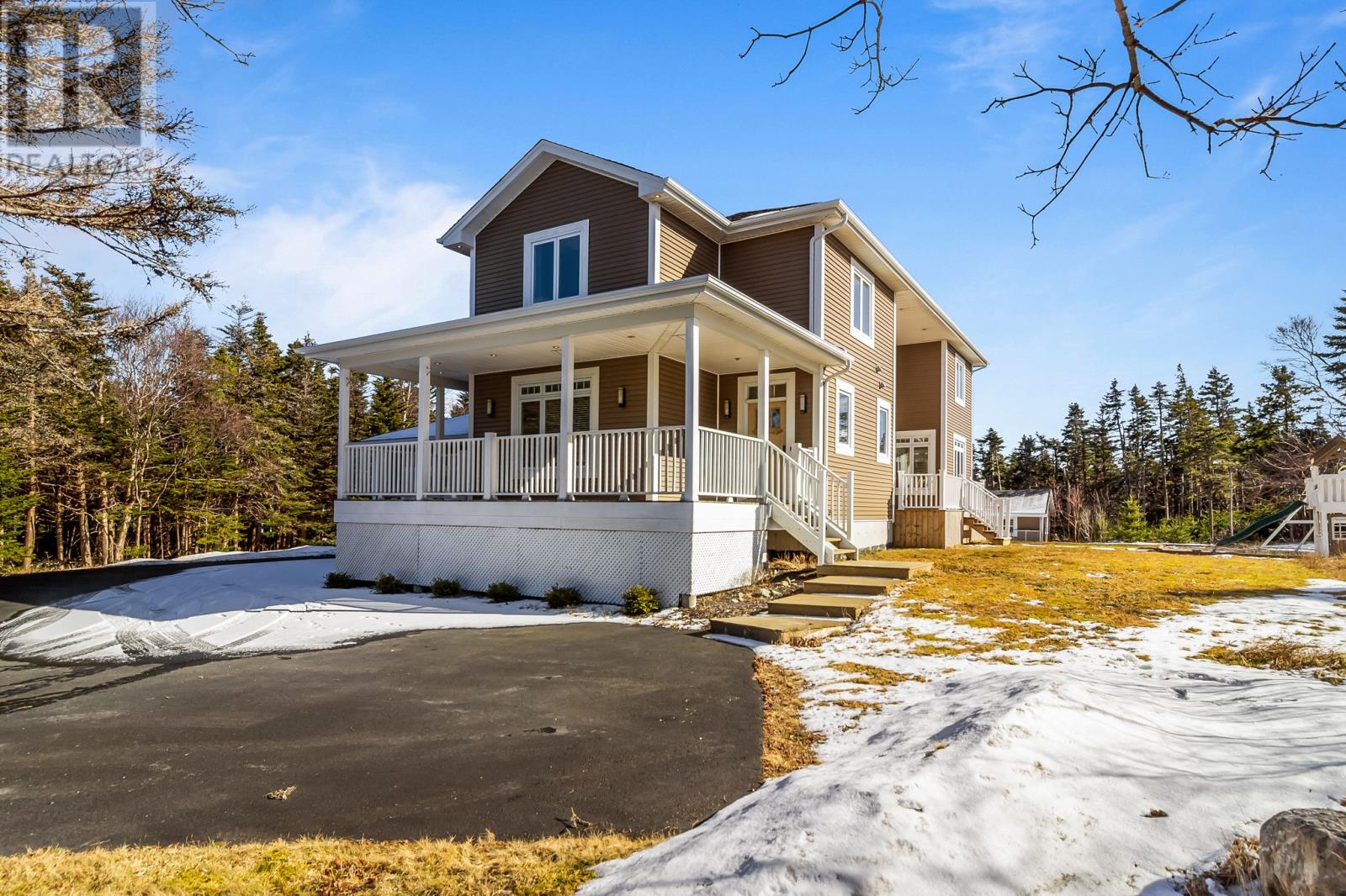 419 Pine Line Property Photo