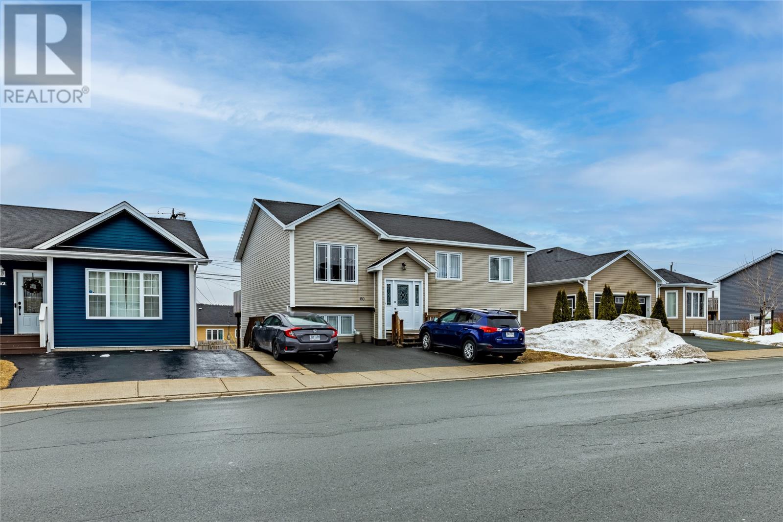 60 Hopedale Crescent Property Photo
