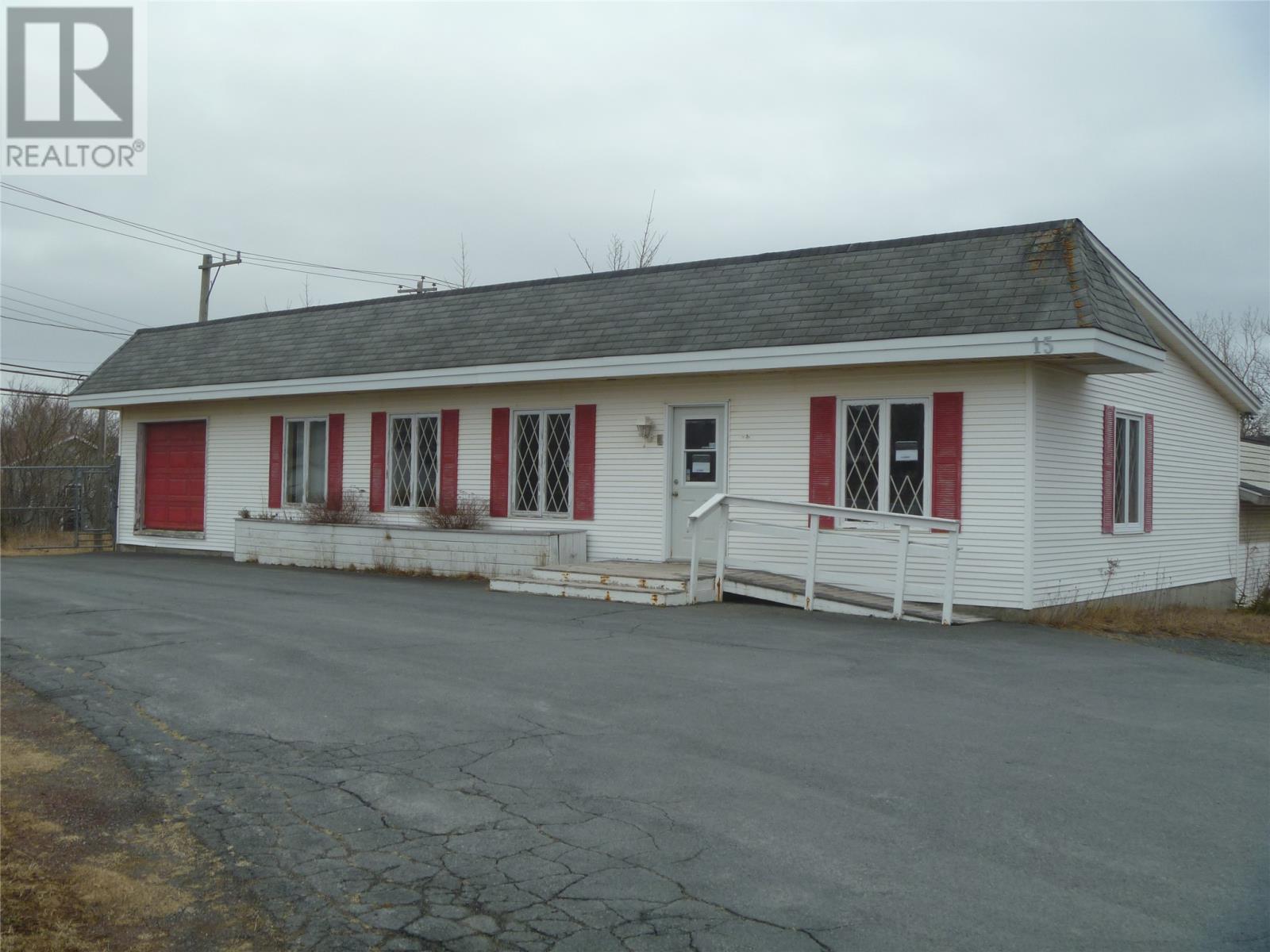 15 Powell Drive Property Photo 1