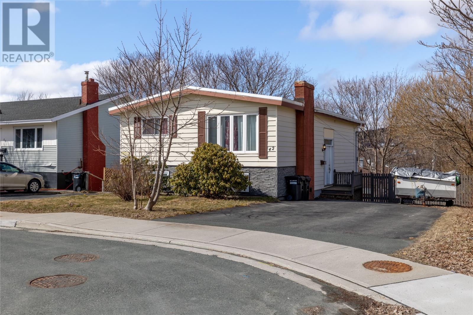 42 Viking Street Property Photo