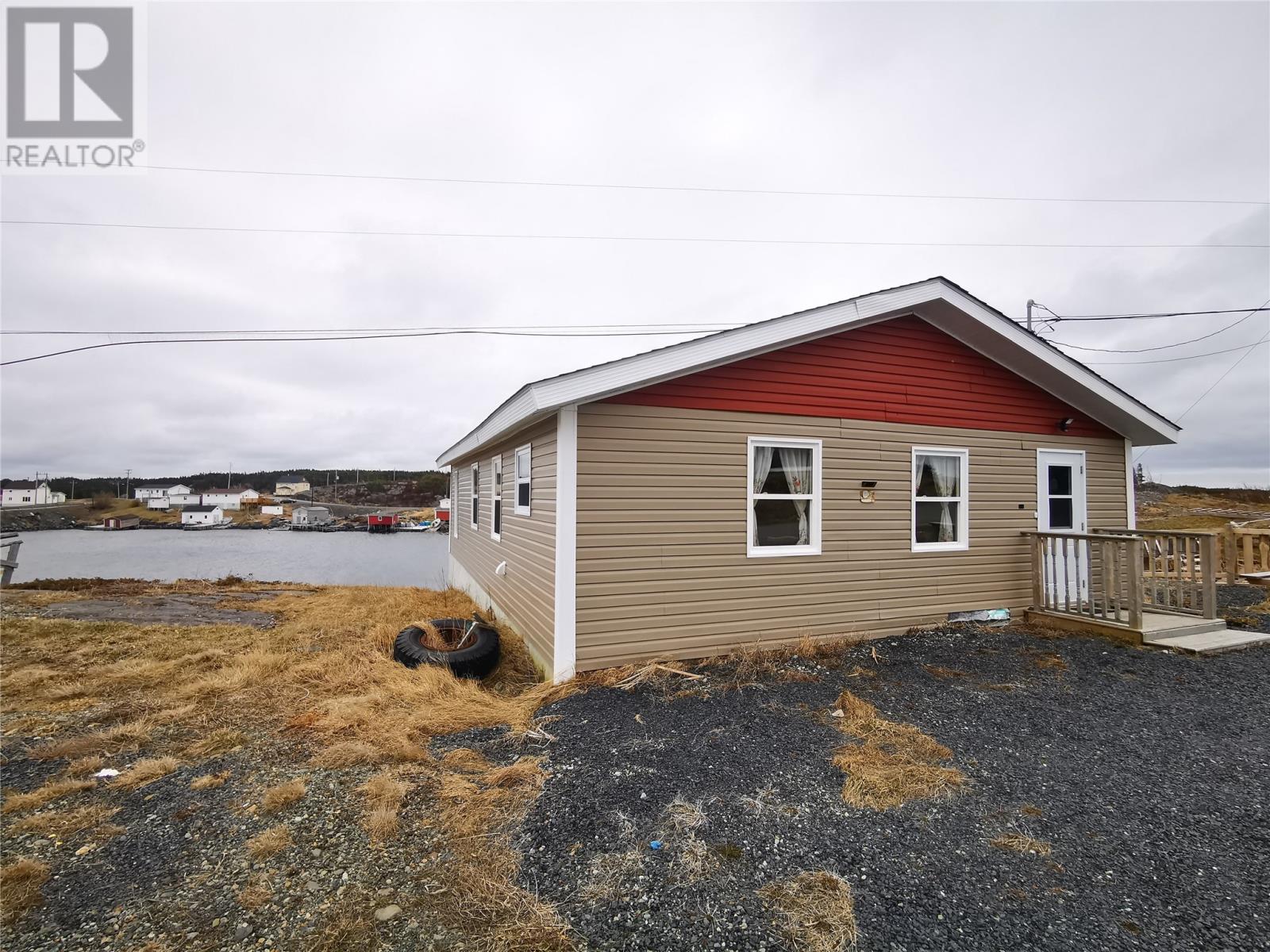 10 Tickle Point Road Property Photo