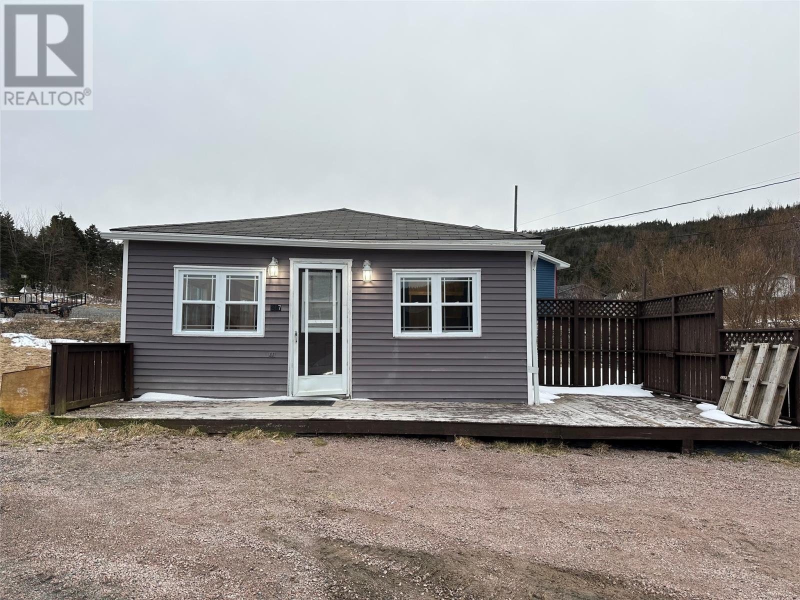 217 Admirals Cove Road Property Photo 1