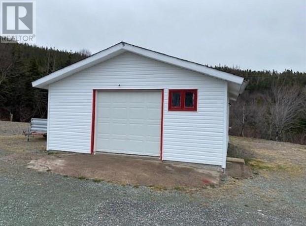 7 Cabot Road Property Photo 3