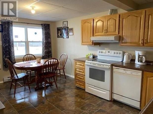 7 Cabot Road Property Photo 13