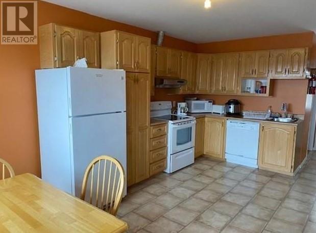7 Cabot Road Property Photo 19