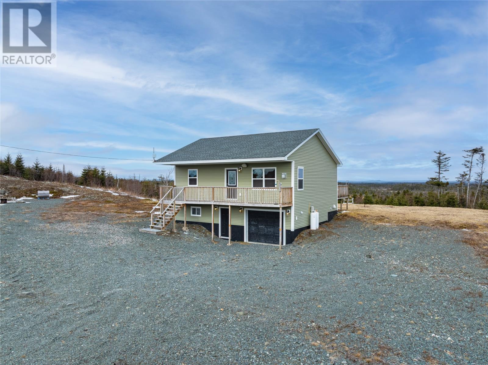 21 Country Lane Property Photo 2