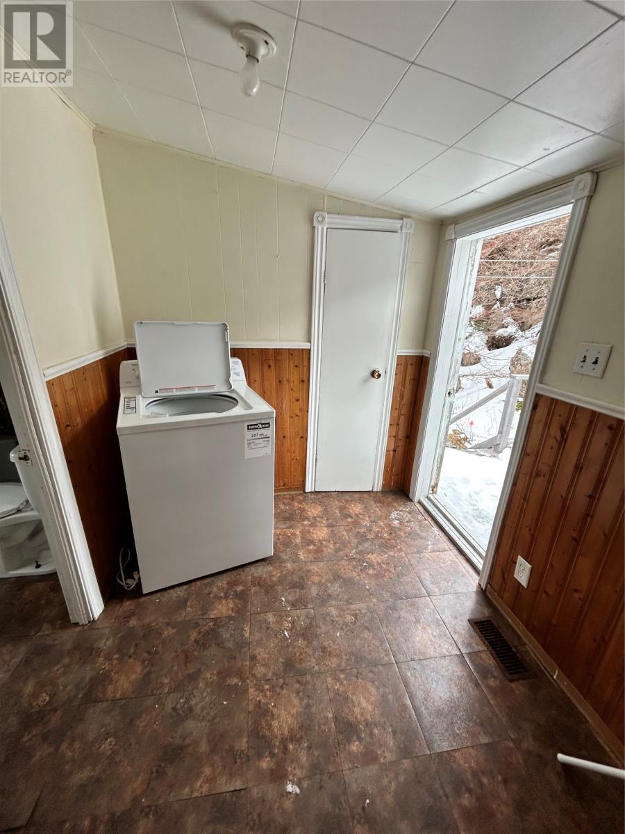 14 School Road Property Photo 8