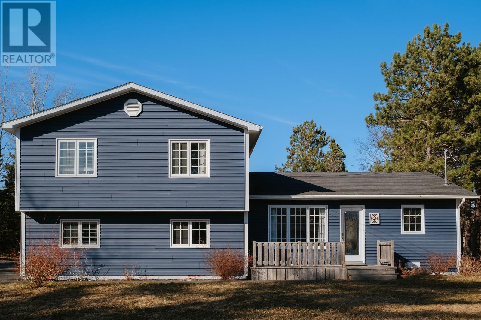 28 Pinetree Road Property Photo 1