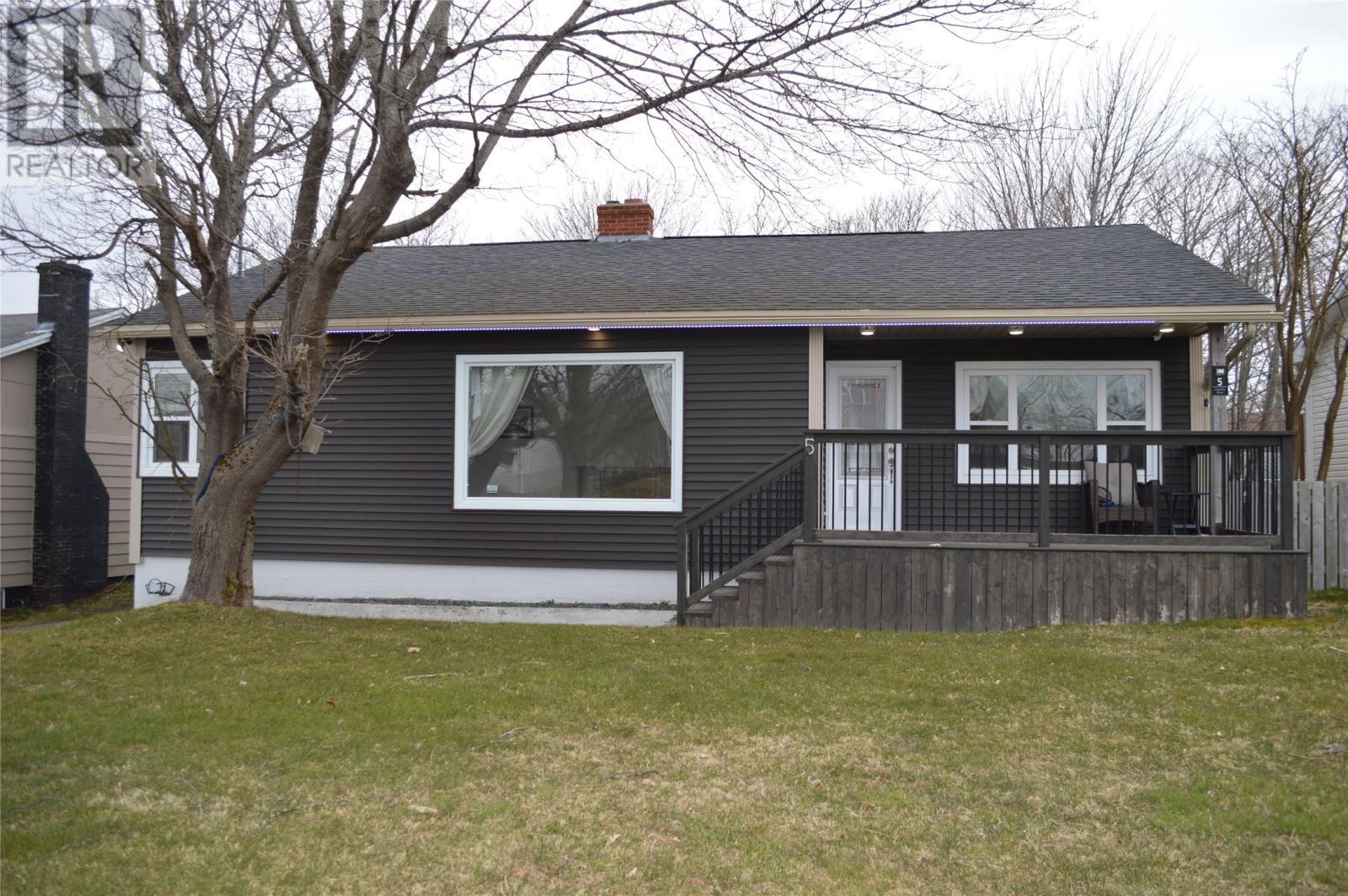 5 Logy Bay Road Property Photo 1