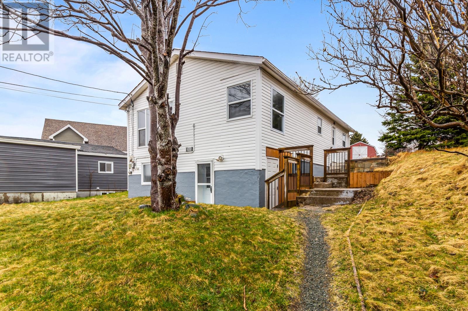 2533 Topsail Road Property Photo 1