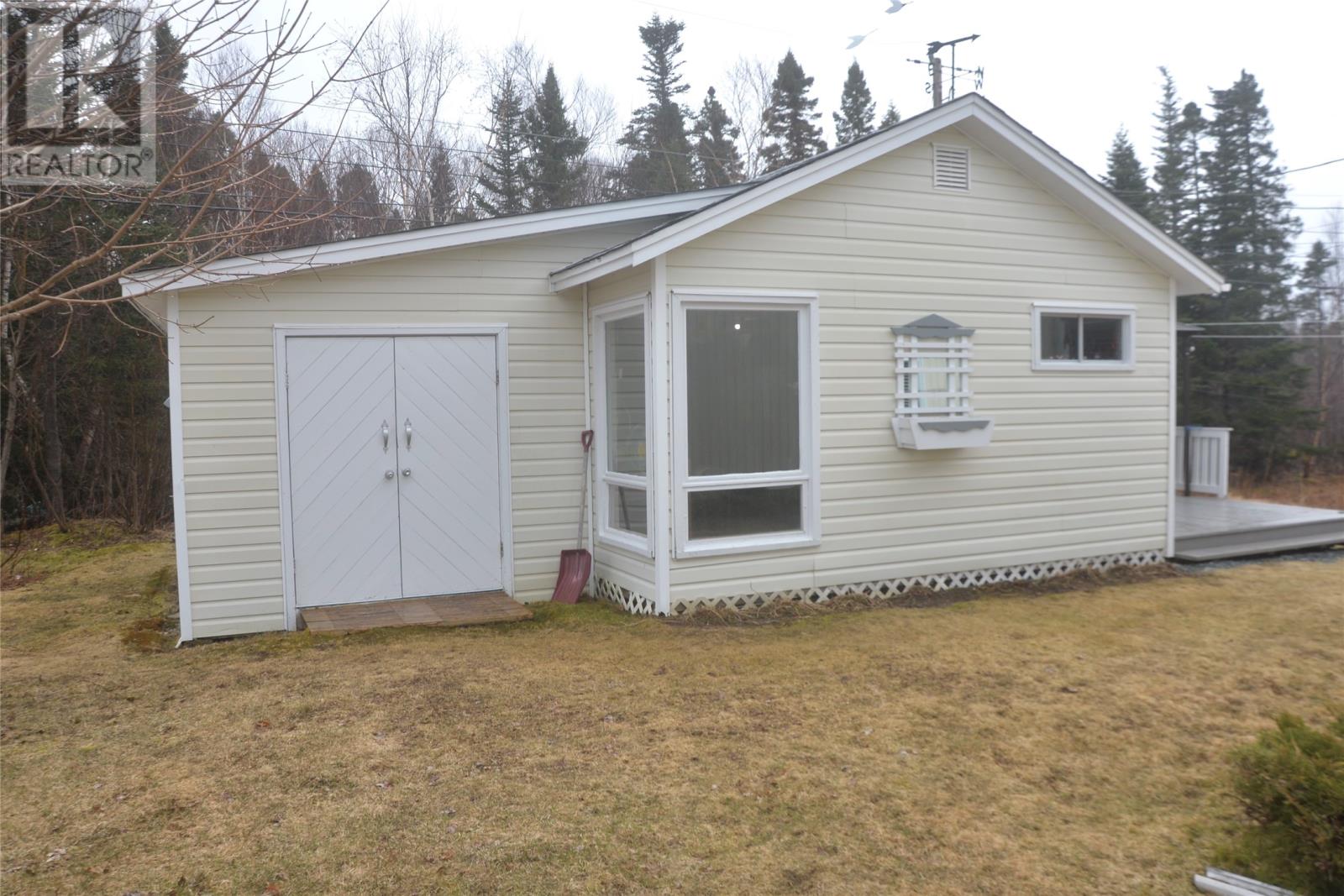 106 Ogilvie Street Property Photo 3