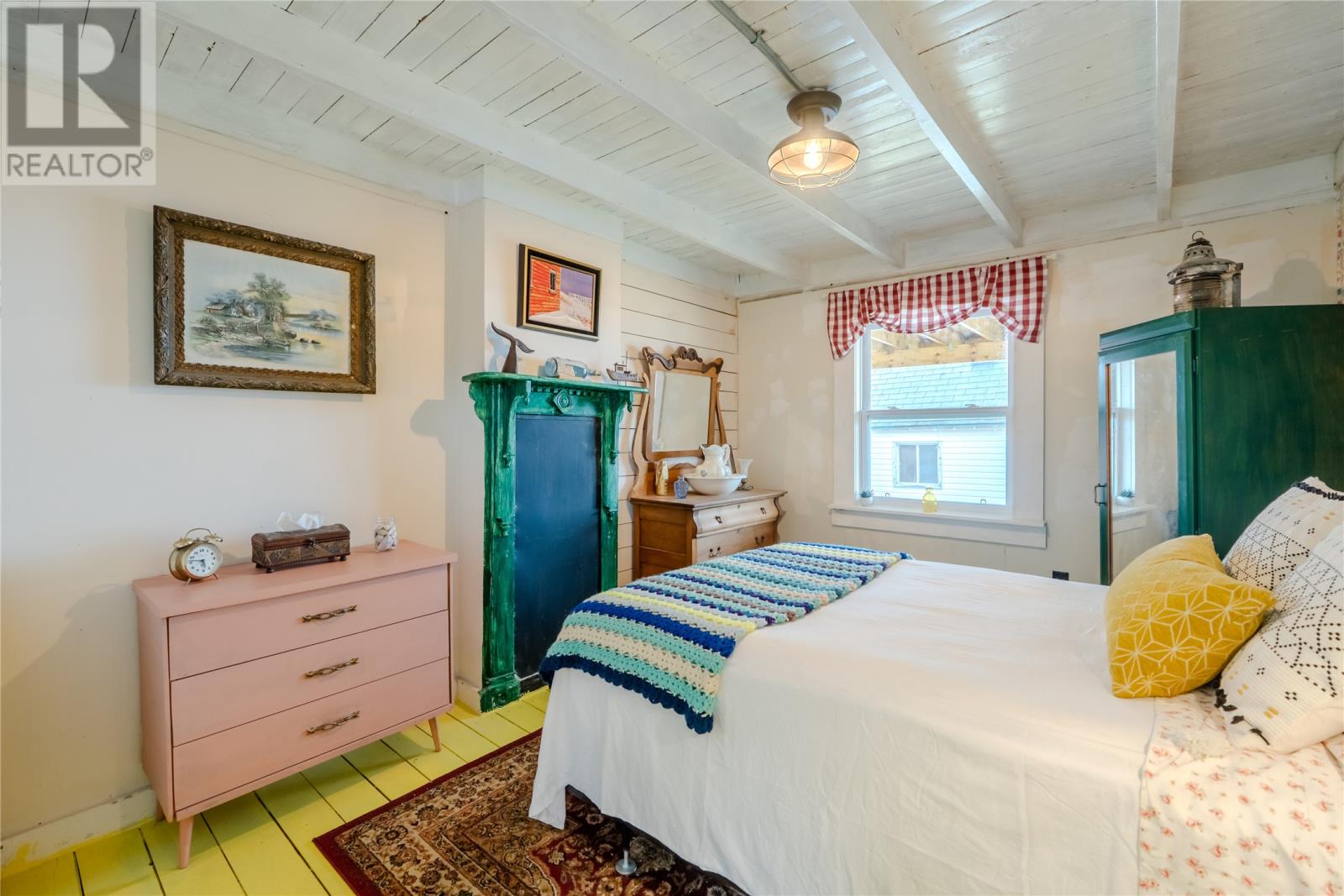 1 Meadow Avenue Property Photo 14