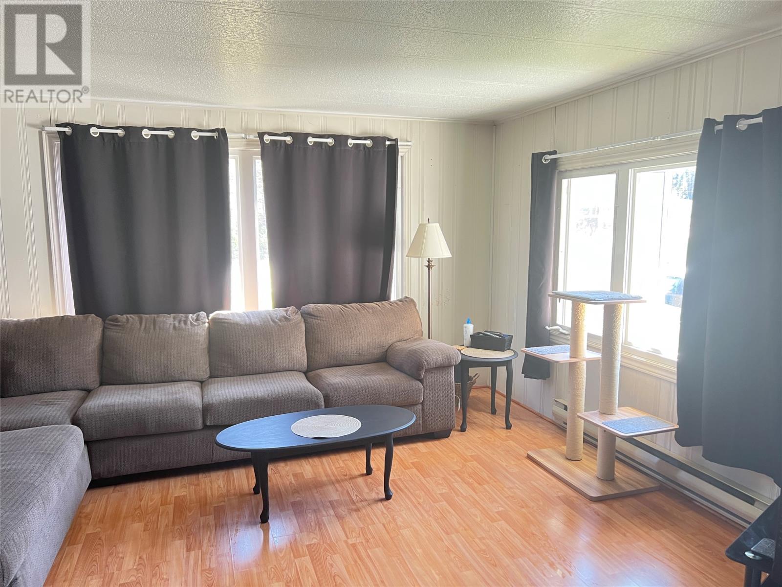 49 Southshore Drive Property Photo 4