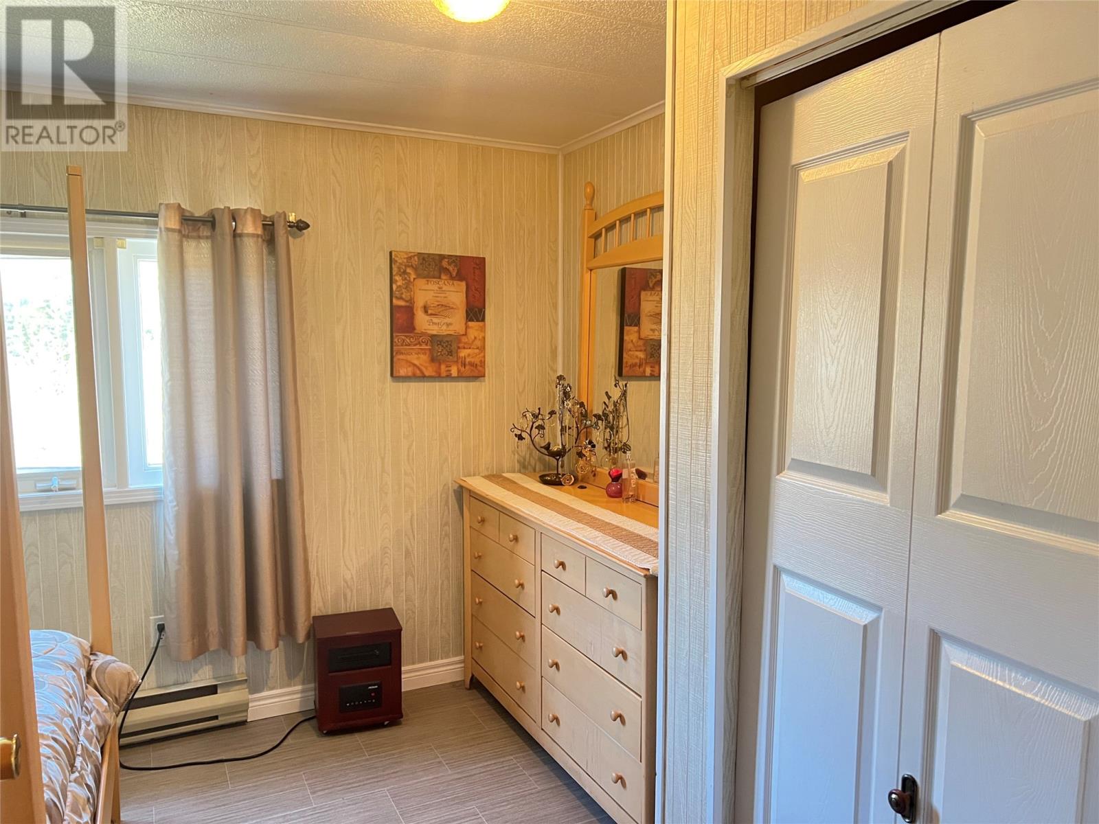 49 Southshore Drive Property Photo 13
