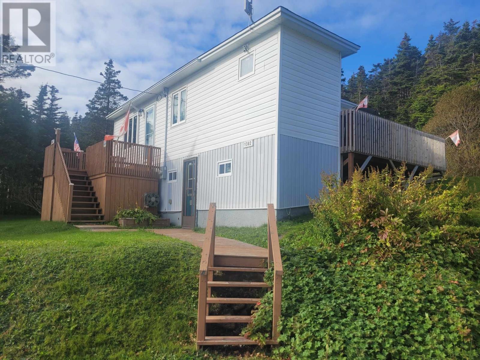 1382 Main Road Property Photo 1