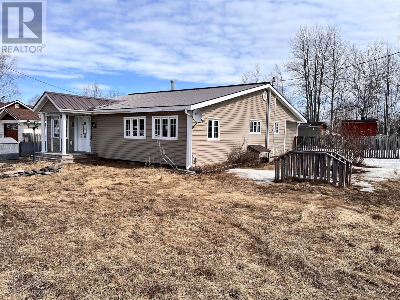 30 Corte Real Road Property Photo 1