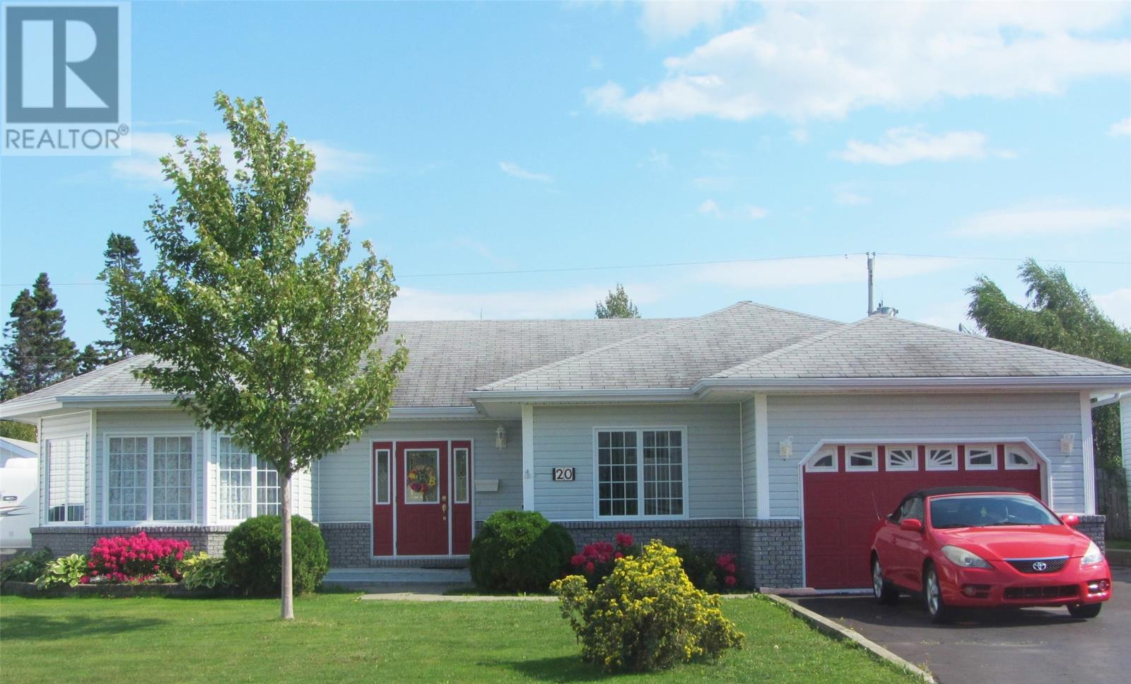 20 Wright Crescent
