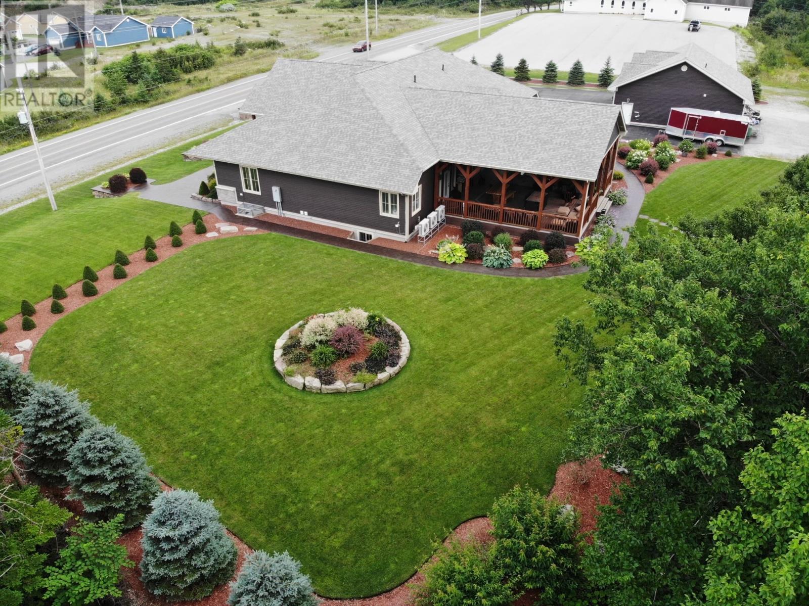 155 Hansen Highway Property Photo 4