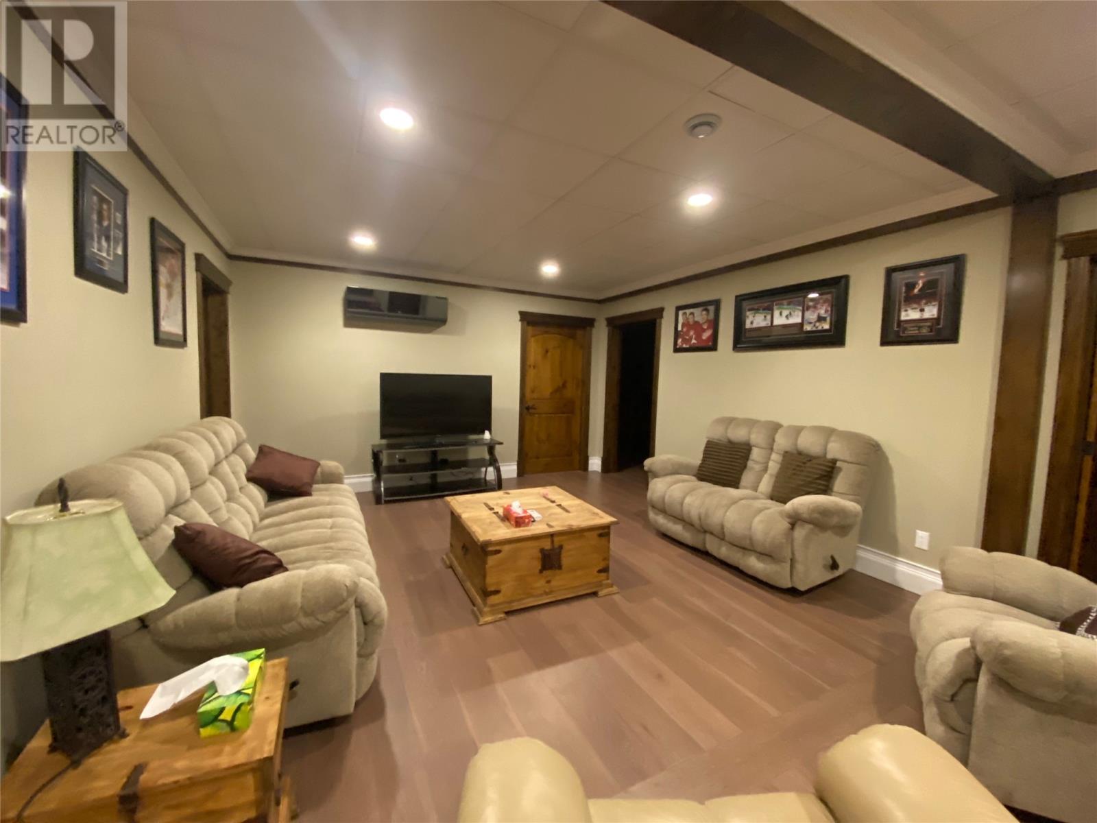 155 Hansen Highway Property Photo 43
