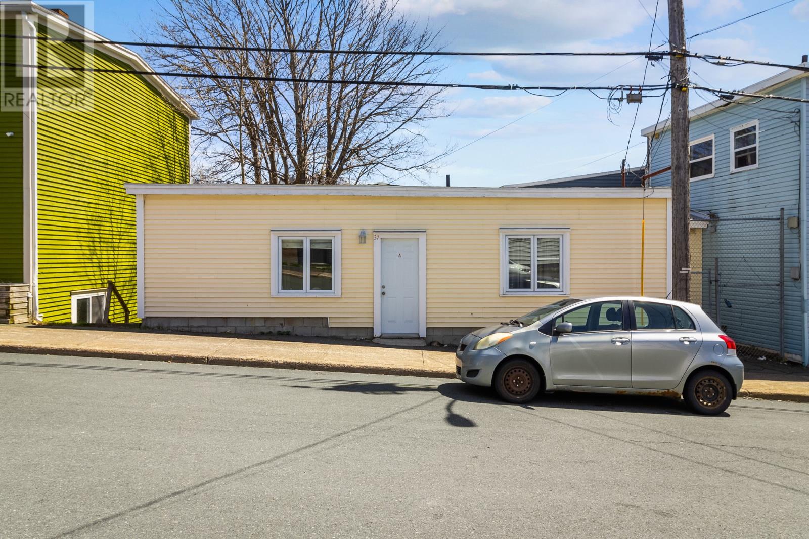37 Monroe Street