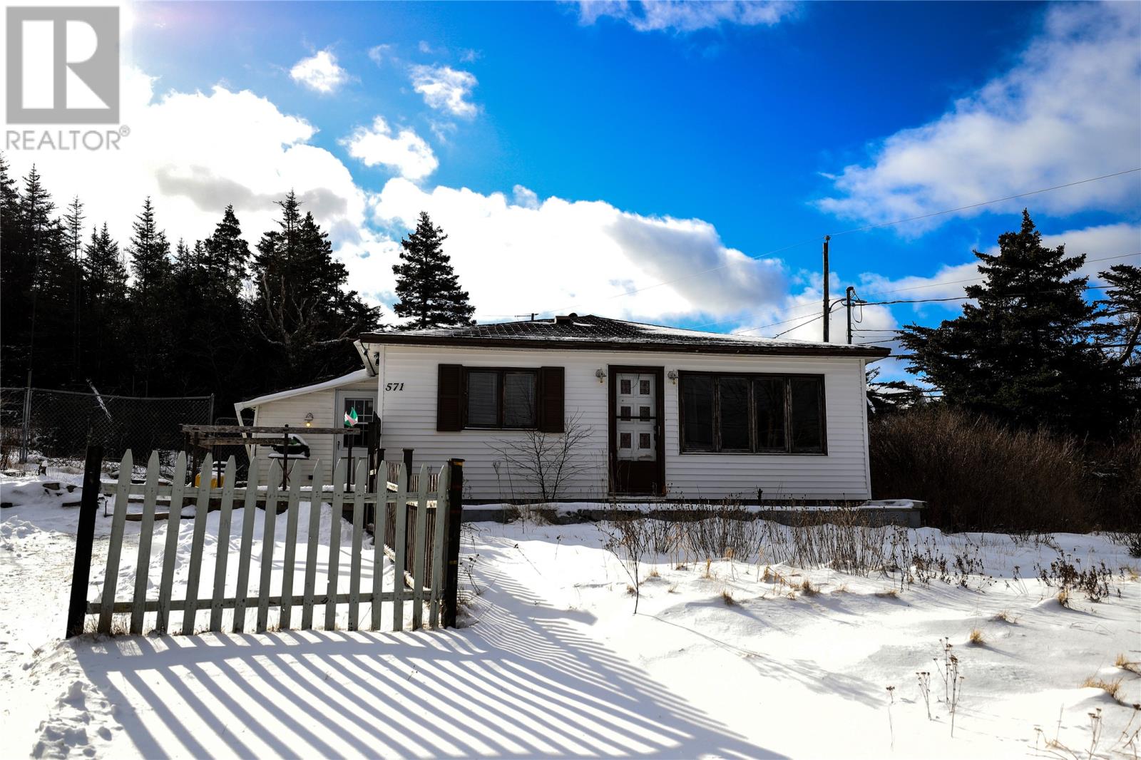 571-575 Old Broad Cove Road Property Photo 1