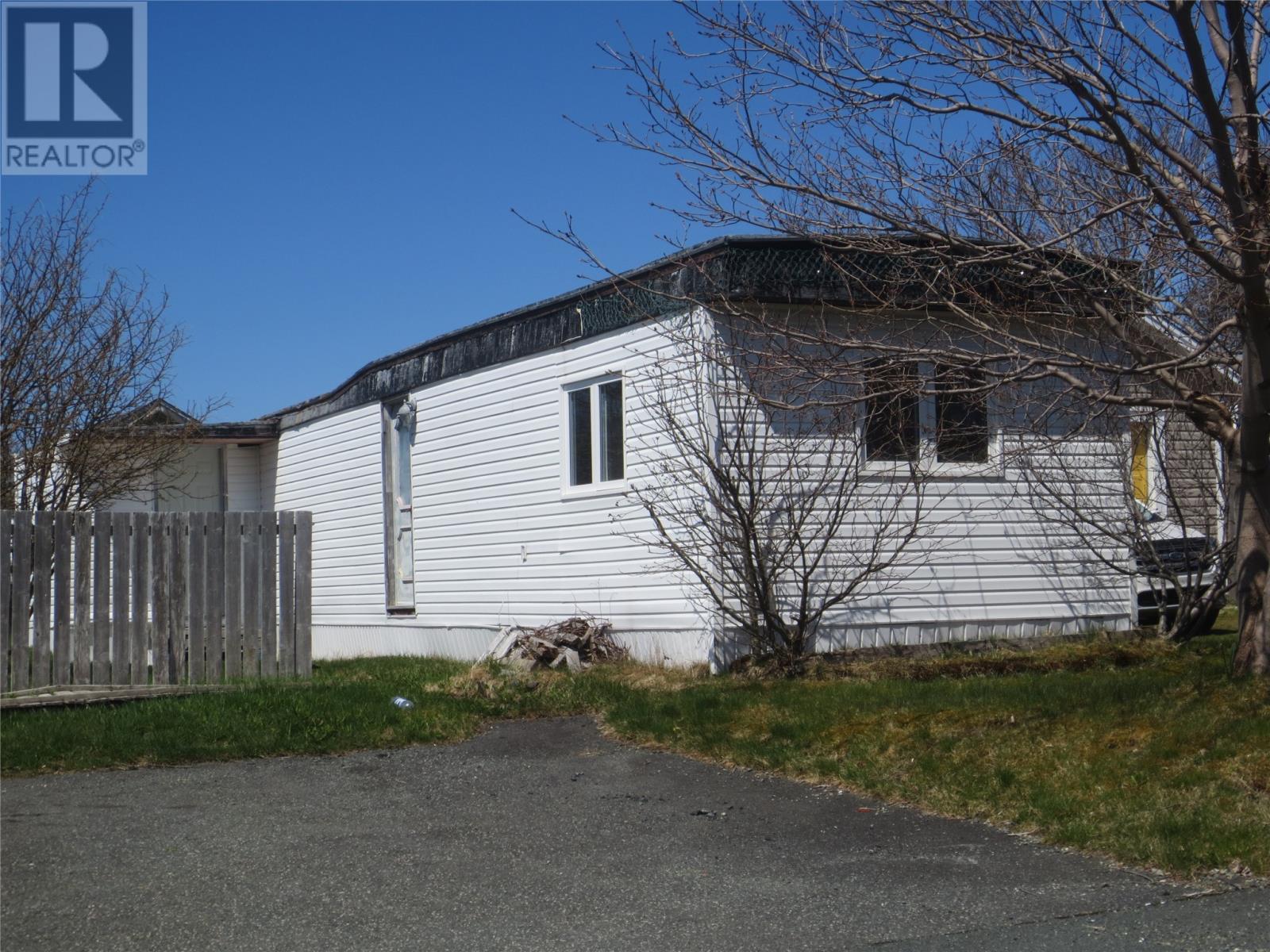 15 Evergreen Drive