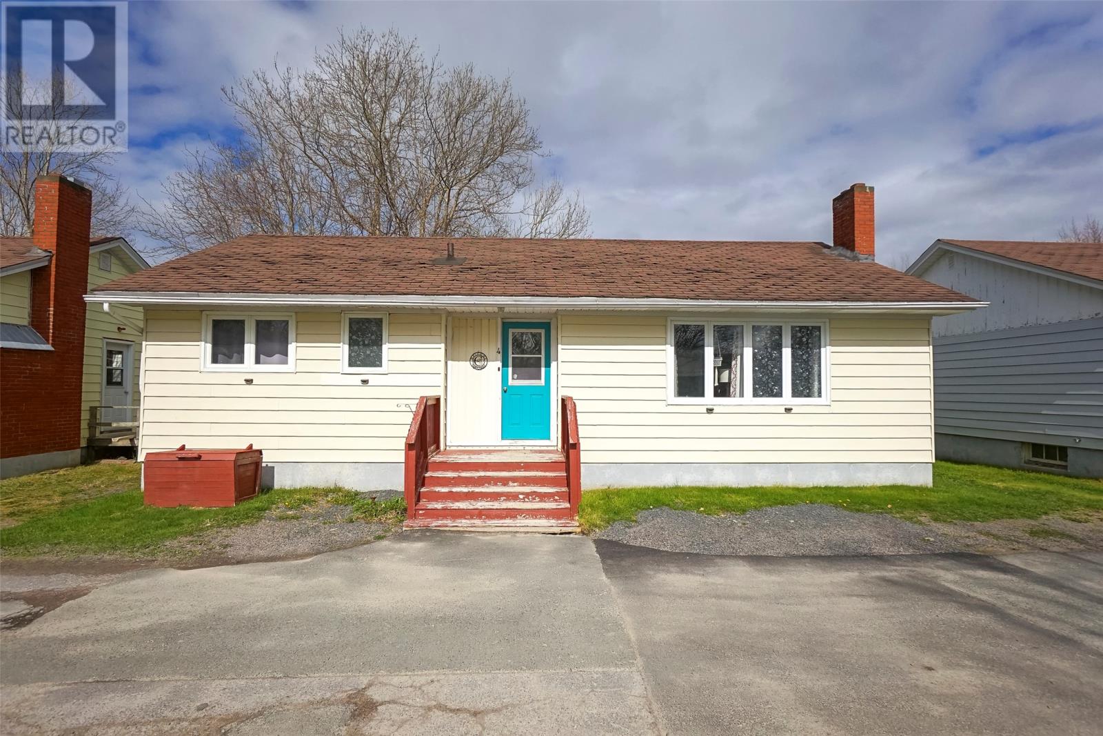 4 Bay Street Property Photo 1