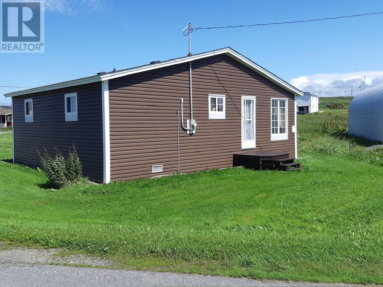 10 Ingrams Avenue Property Photo 1