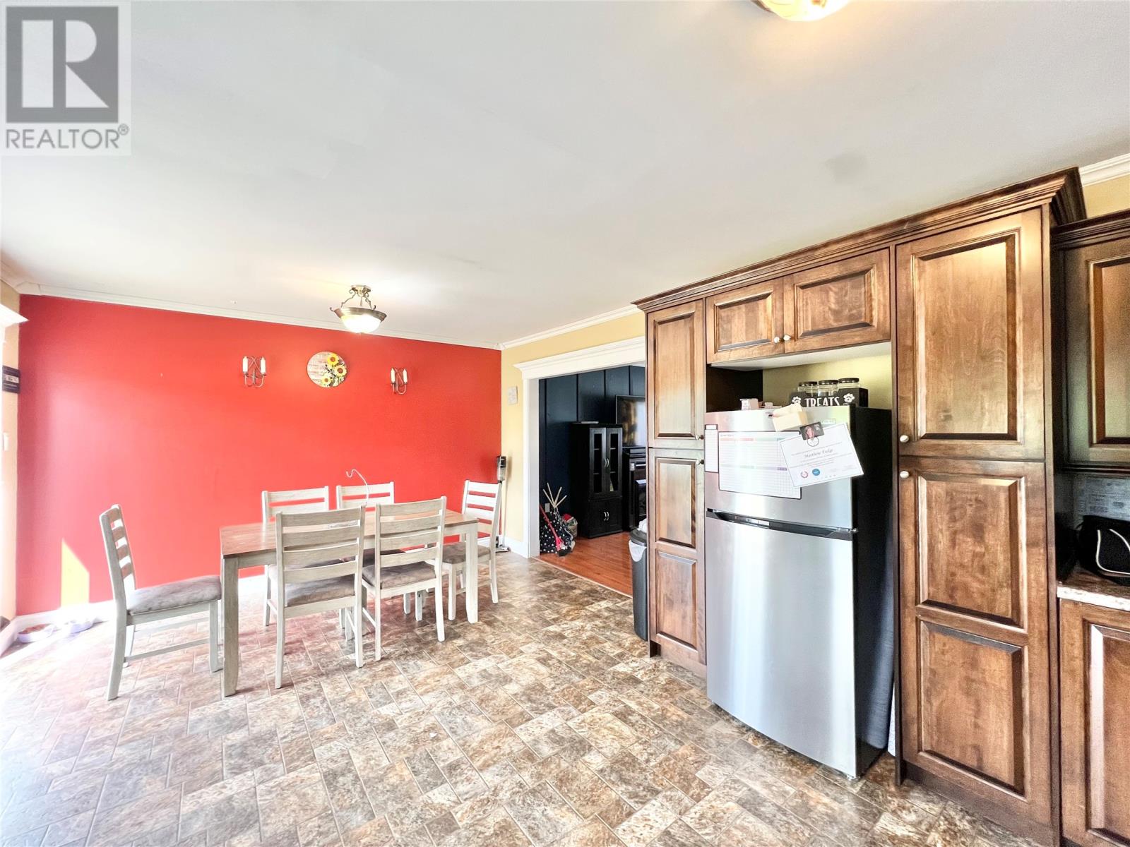 75 Main Street Property Photo 18