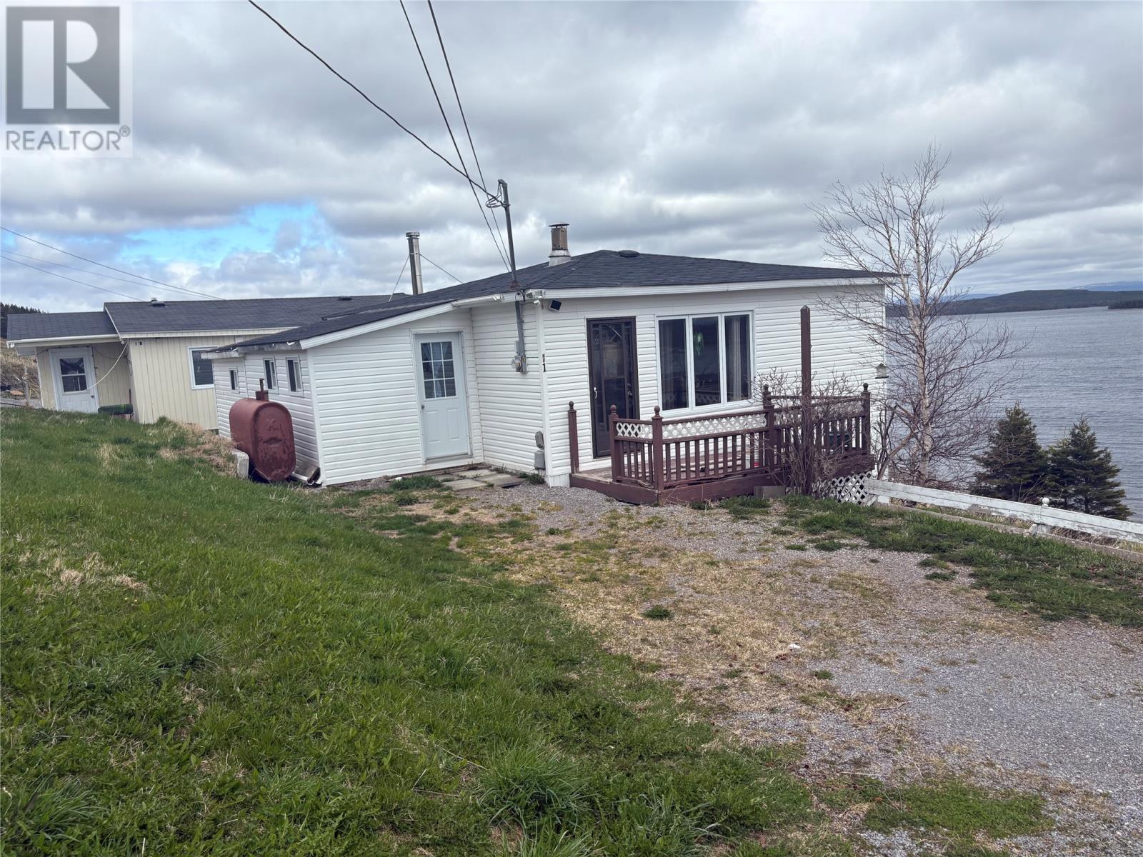 1 Hillside Avenue