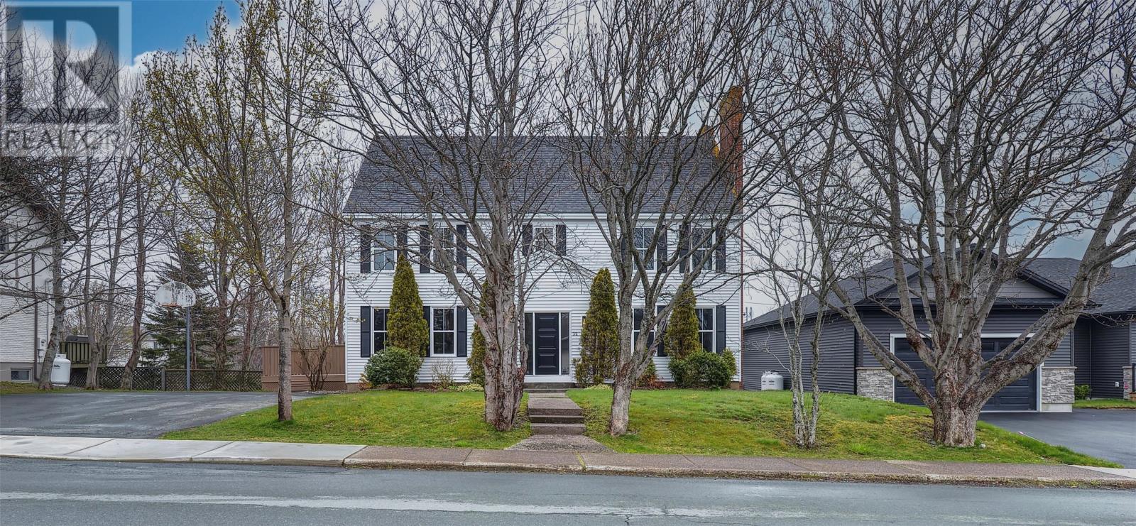 32 Halifax Street