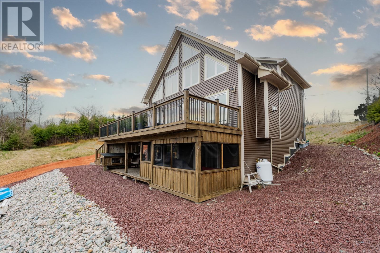 6 Tuscany Place Property Photo 1
