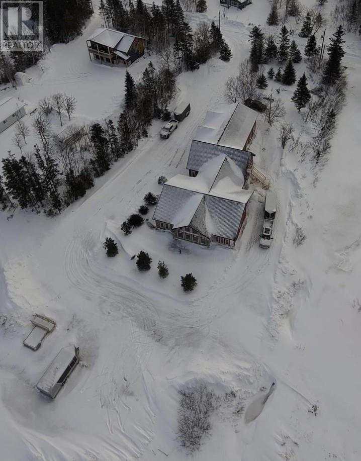 7 Sunset Drive Property Photo 3