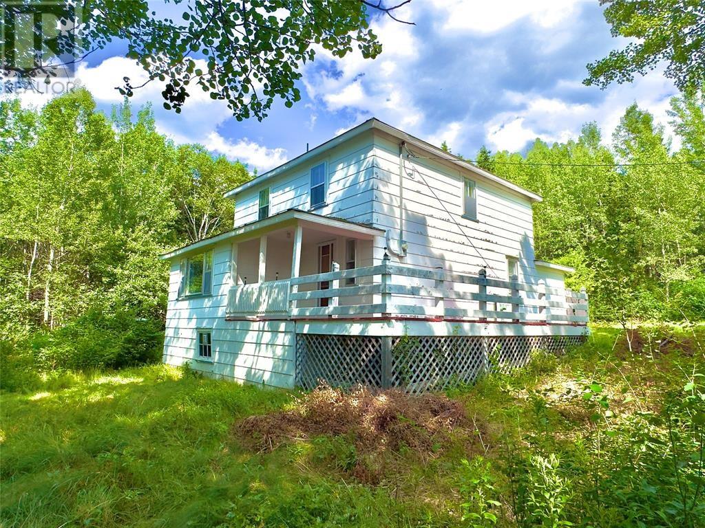 274 Bayside Drive Property Photo 1