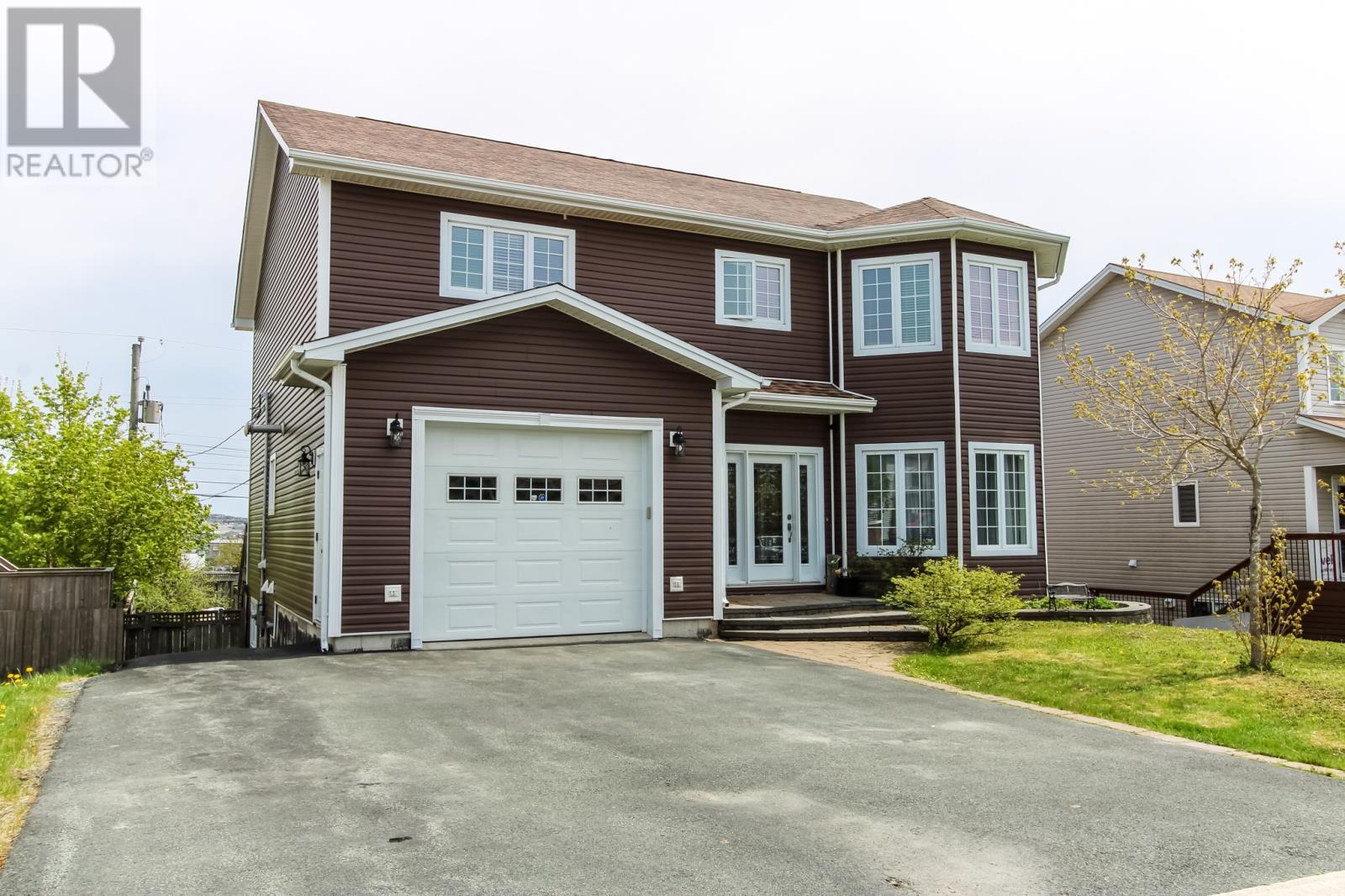 76 Hollyberry Drive