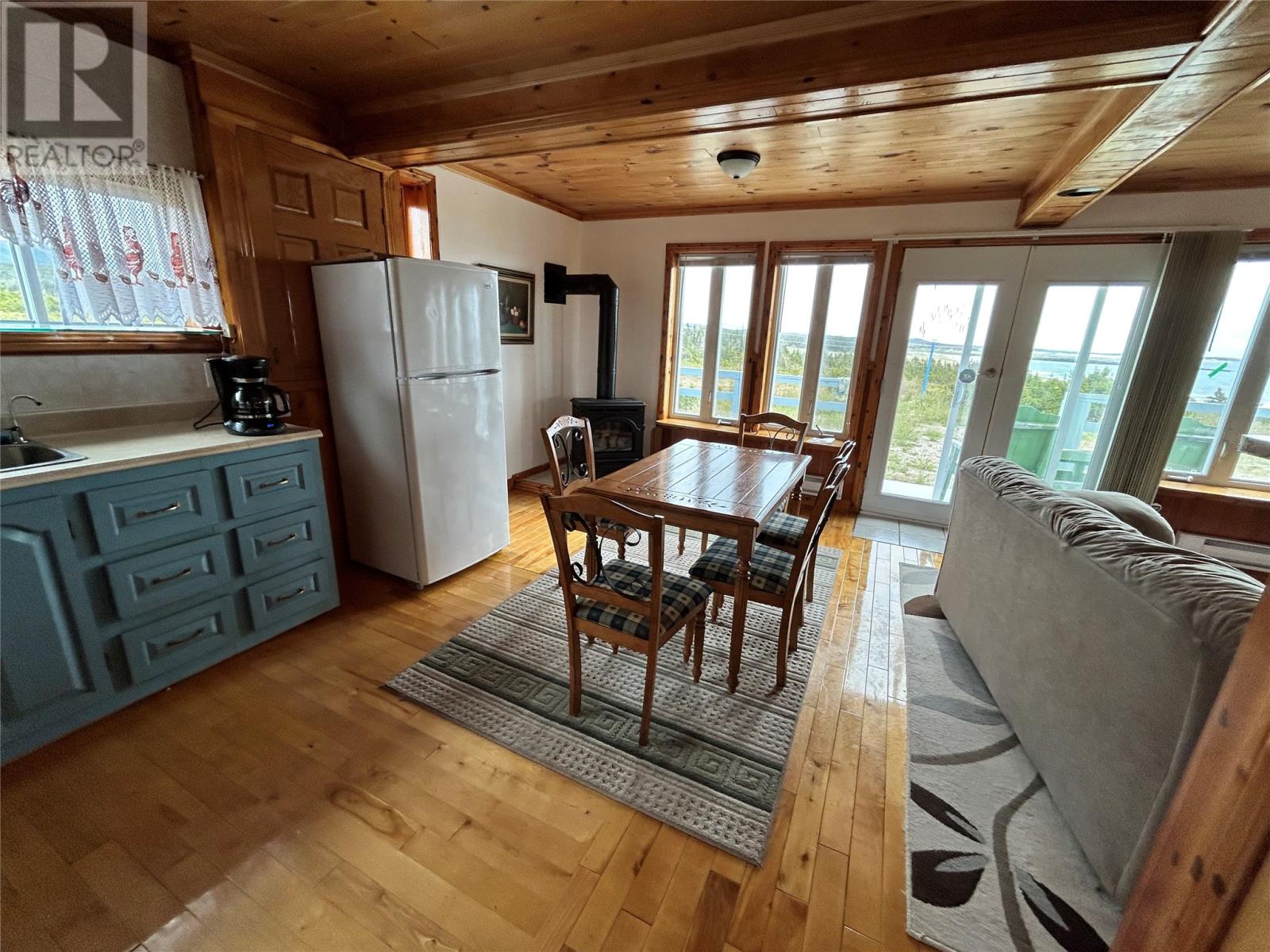 27 Lighthouse Road Property Photo 8