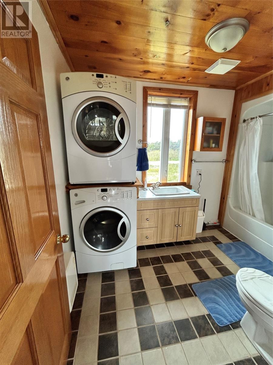 27 Lighthouse Road Property Photo 15