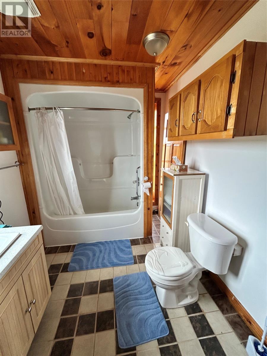 27 Lighthouse Road Property Photo 17