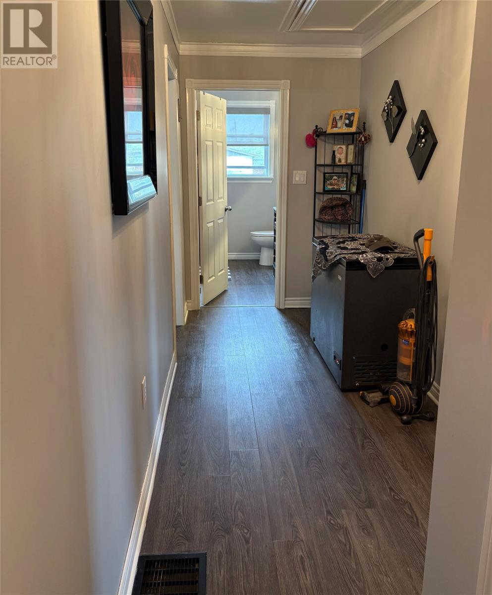1 Crescent Street Property Photo 20