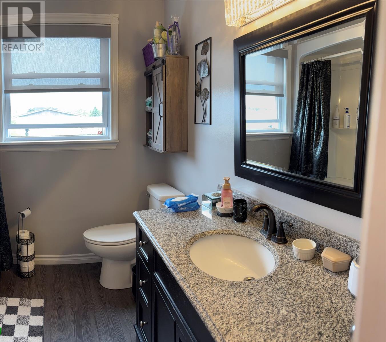 1 Crescent Street Property Photo 26