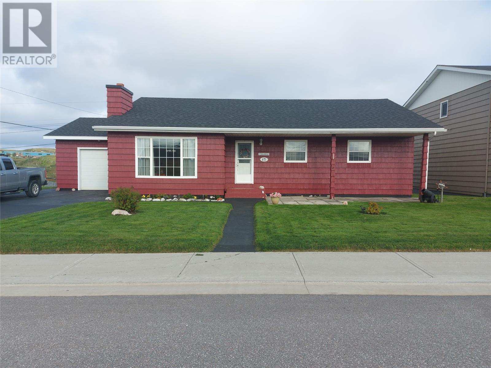15 Cox Avenue