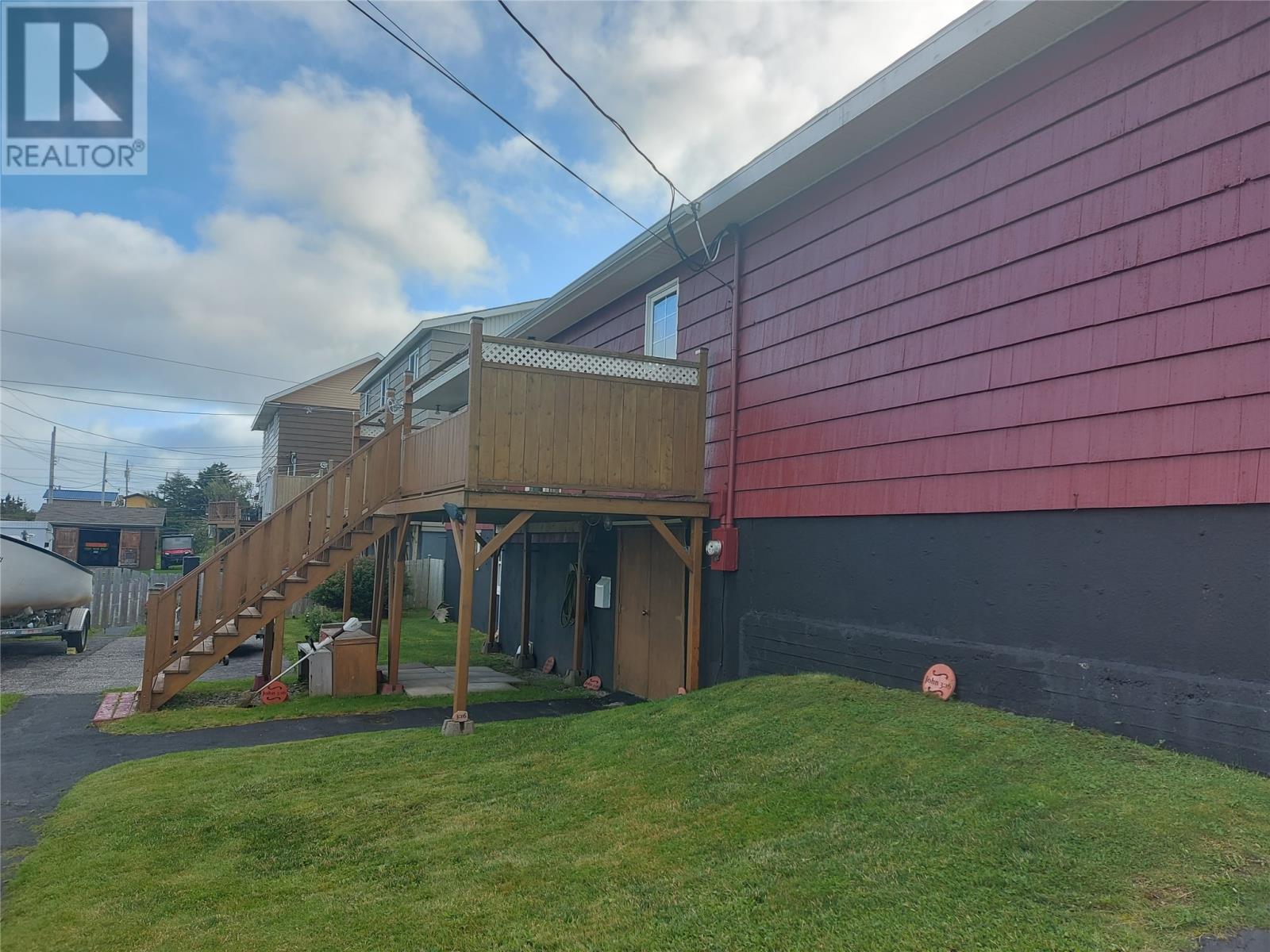 15 Cox Avenue Property Photo 4
