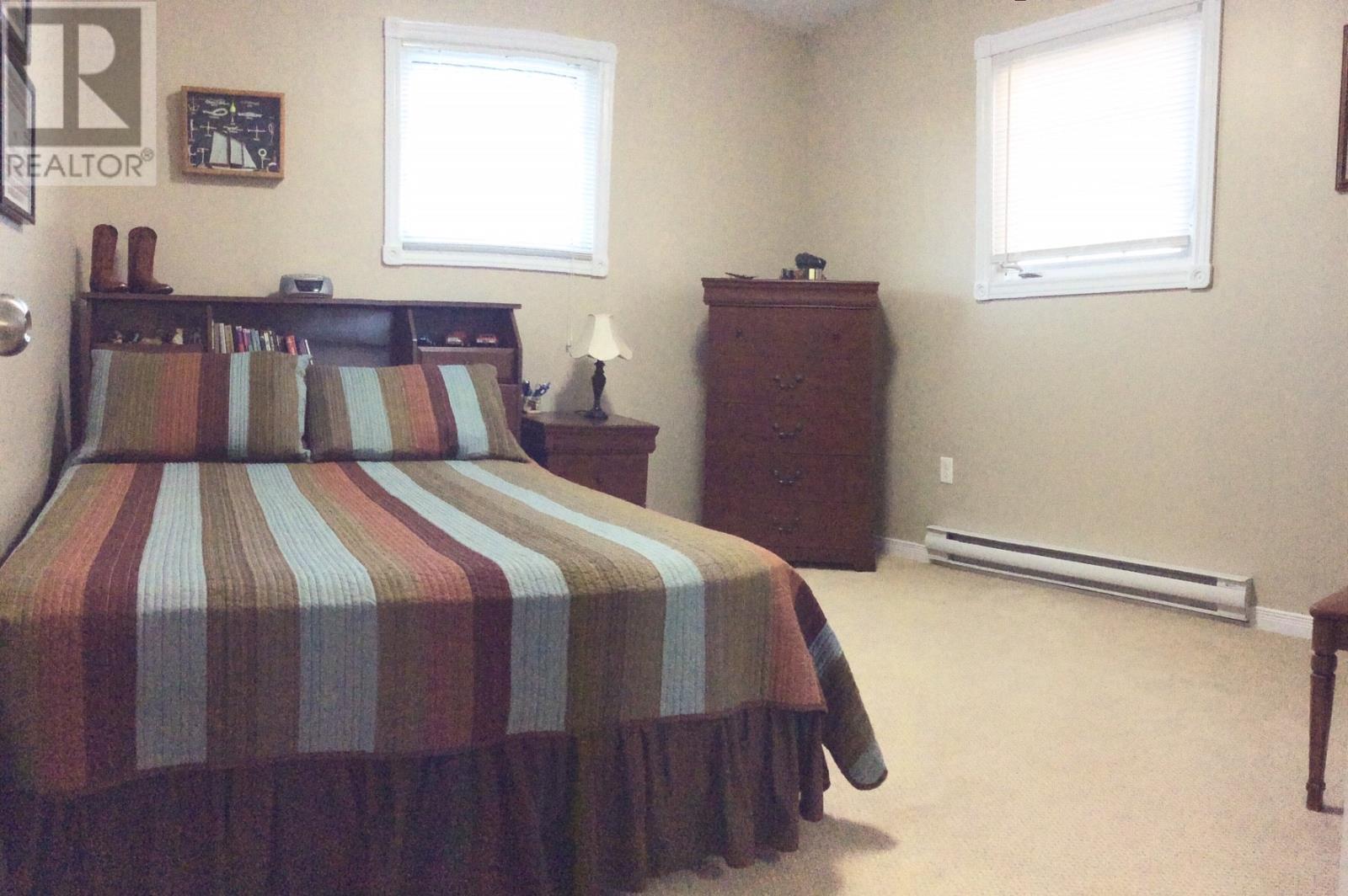 15 Cox Avenue Property Photo 16