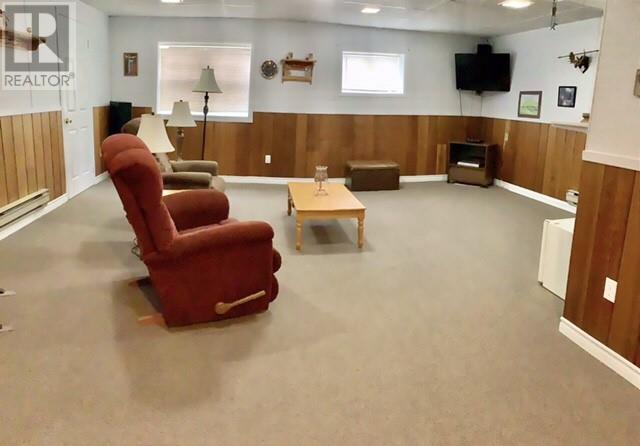 15 Cox Avenue Property Photo 29
