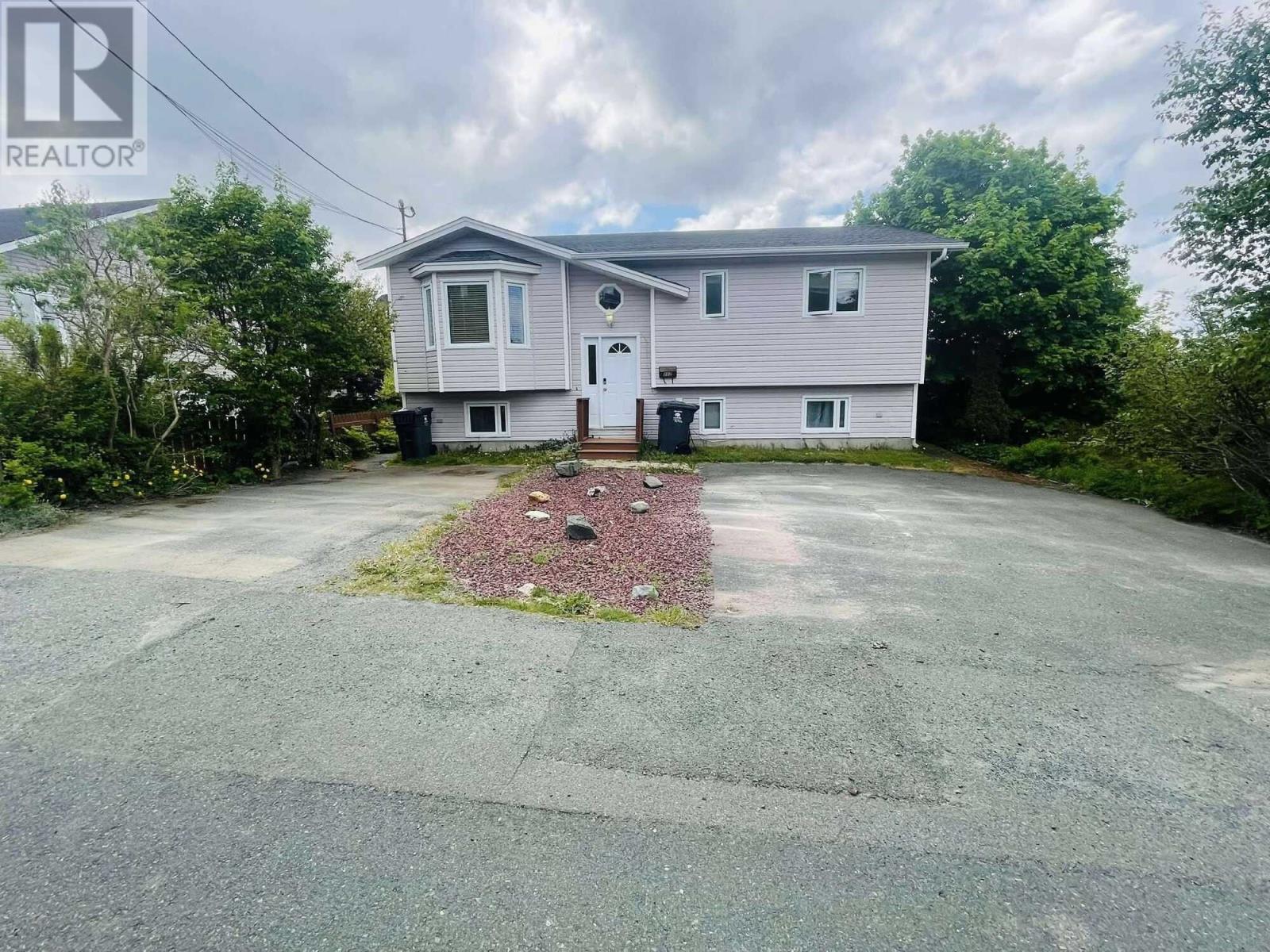 112 Swansea Street Property Photo 1