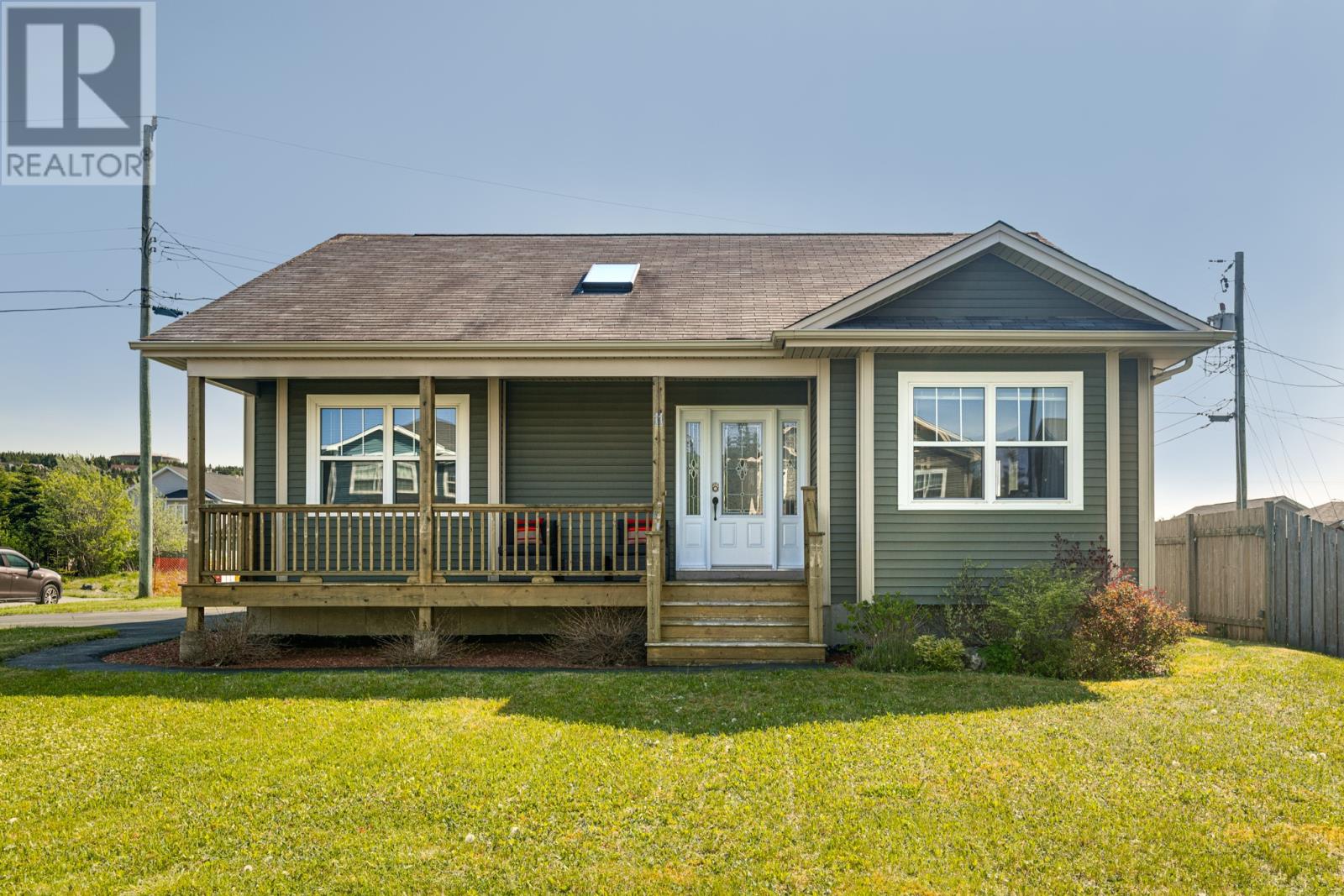 11 Galaxy Crescent Property Photo 1