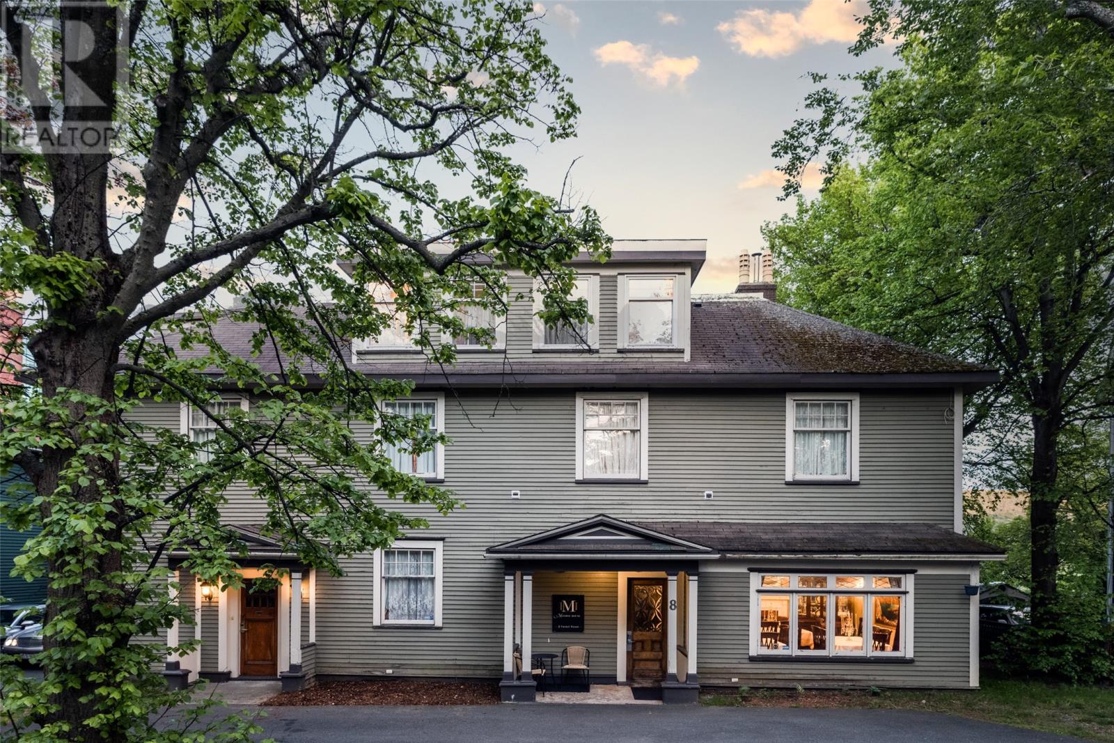 8-8A Forest Road