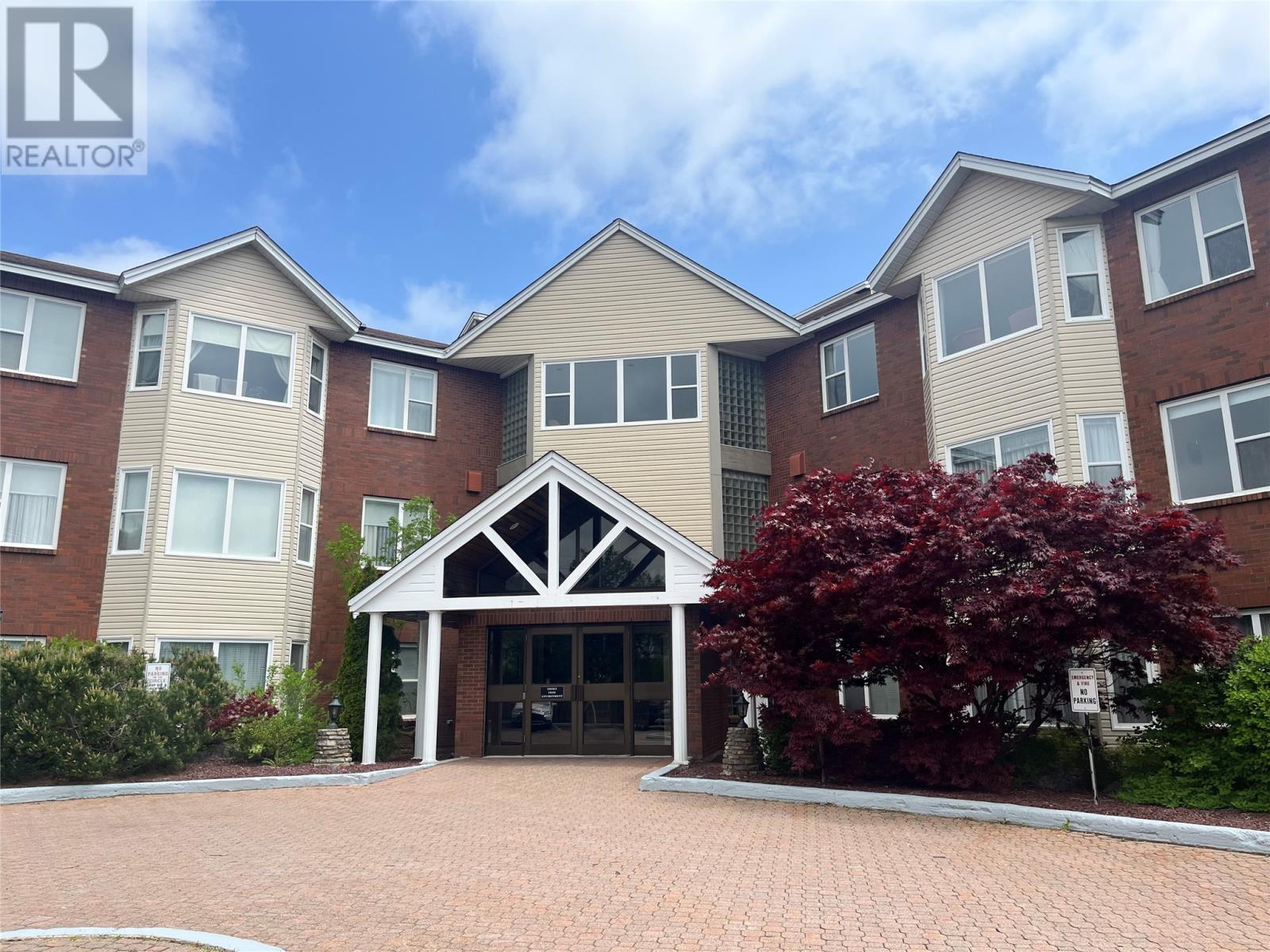 304 Portugal Cove Place Unit#202