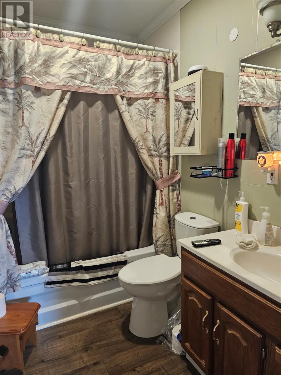 2 First Avenue Property Photo 5