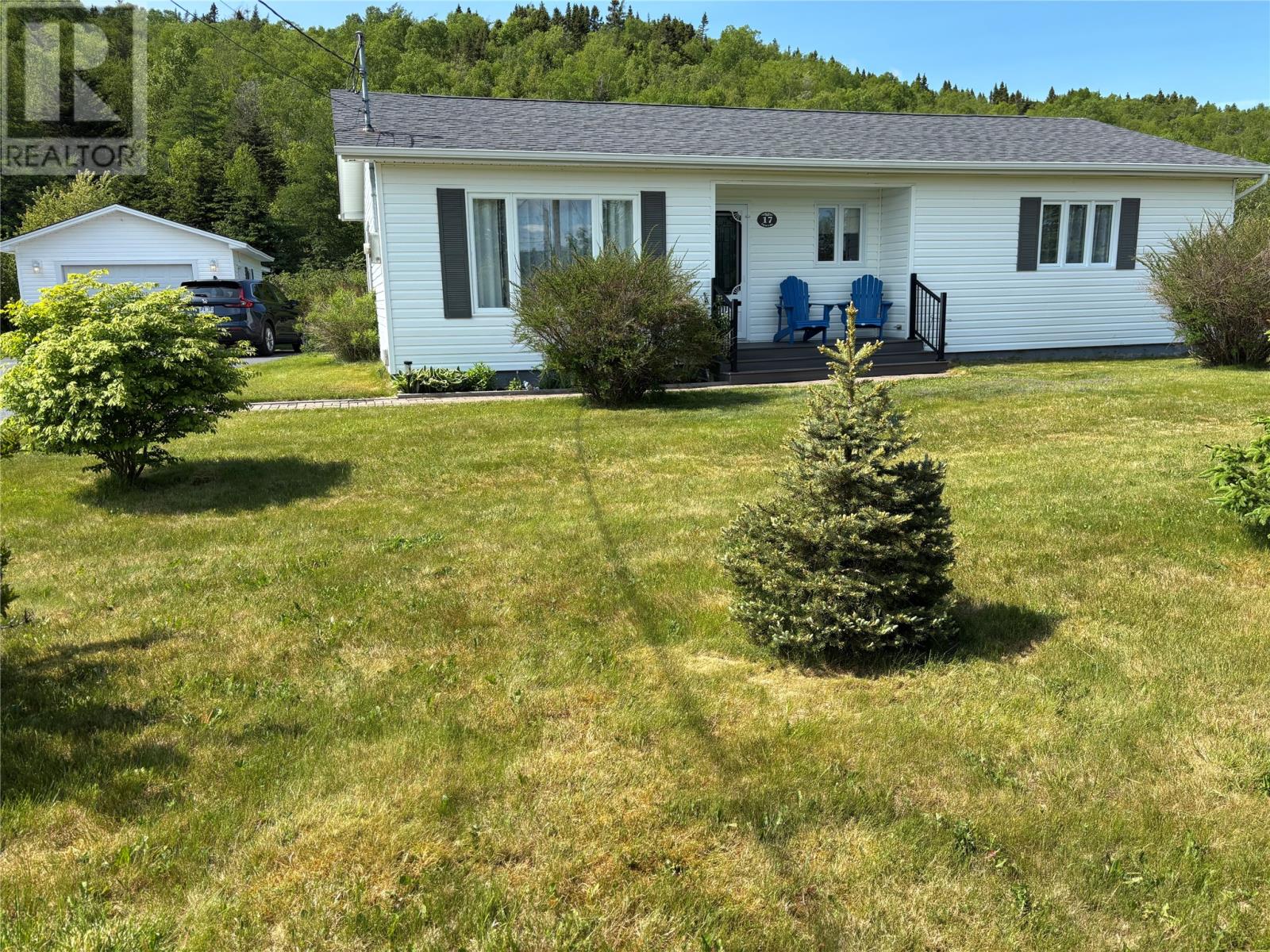 17 Paynes Road Property Photo 1